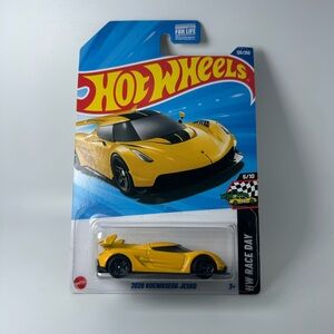 2025 Hot Wheels HW Race Day 2020 Koenigsegg Jesko Yellow 5/10 New 2025 125/250
